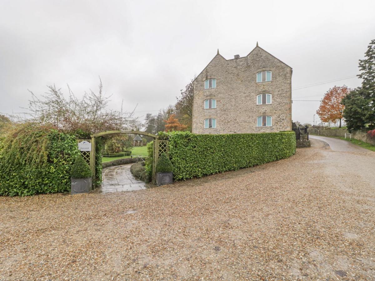 The Forge Villa Bath Bagian luar foto